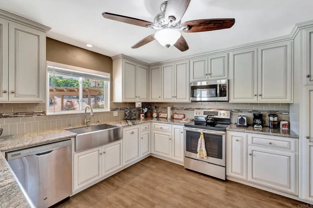 https://cdn.realtyfeed.com/cdn/127/306467112/bcc84cda1b0e6a2f6a009b32738583b0.webp