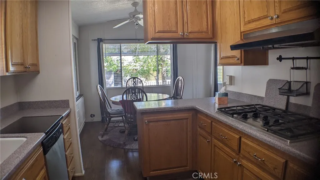 https://cdn.realtyfeed.com/cdn/127/306467128/4c66dfa1a3cef657e0acdfbdc446a288.webp