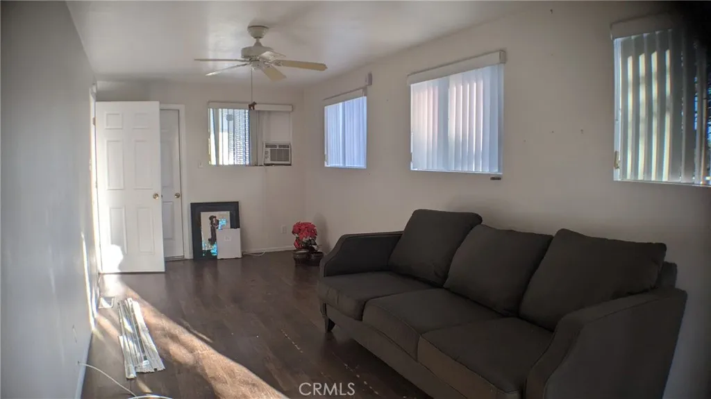 https://cdn.realtyfeed.com/cdn/127/306467128/748e126bd2de44729d587fbd8268b75a.webp