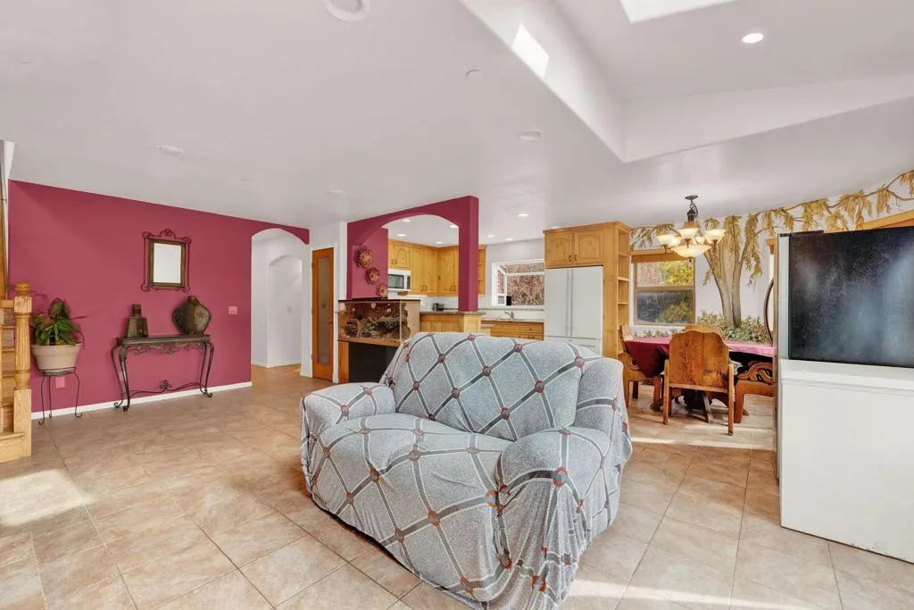 https://cdn.realtyfeed.com/cdn/127/306467281/0e26ab4e58f2cb3b7901cf19625f6f18.webp