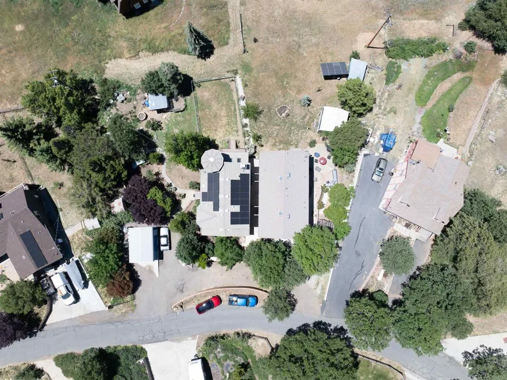 https://cdn.realtyfeed.com/cdn/127/306467281/689dd9d7eb54f905ea5e4bef6e7353e9.webp
