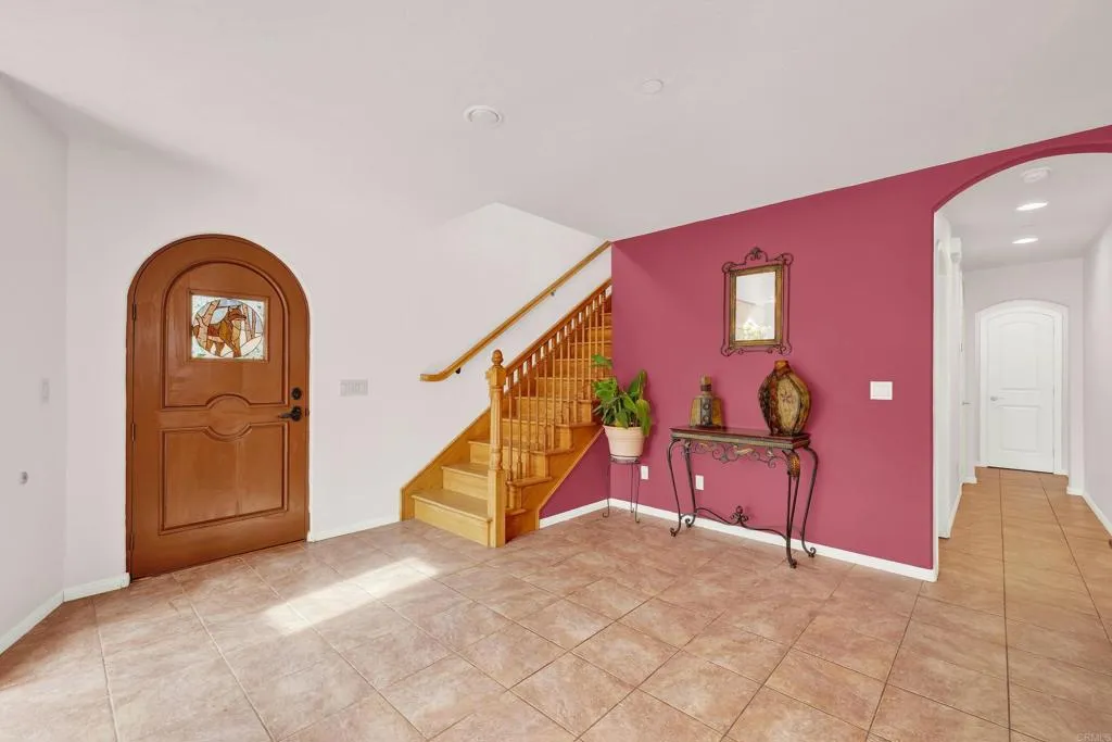 https://cdn.realtyfeed.com/cdn/127/306467281/697214556cf50ea75212438eb5237c1e.webp