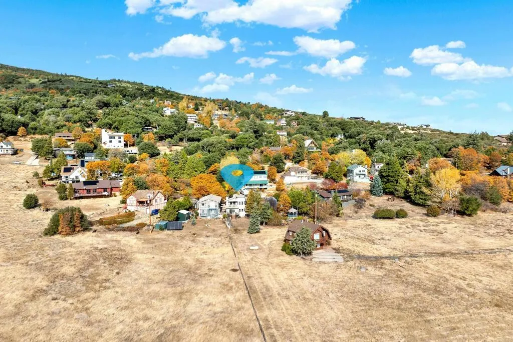 https://cdn.realtyfeed.com/cdn/127/306467281/bb2e8a949615164788b7e18ebf082da4.webp