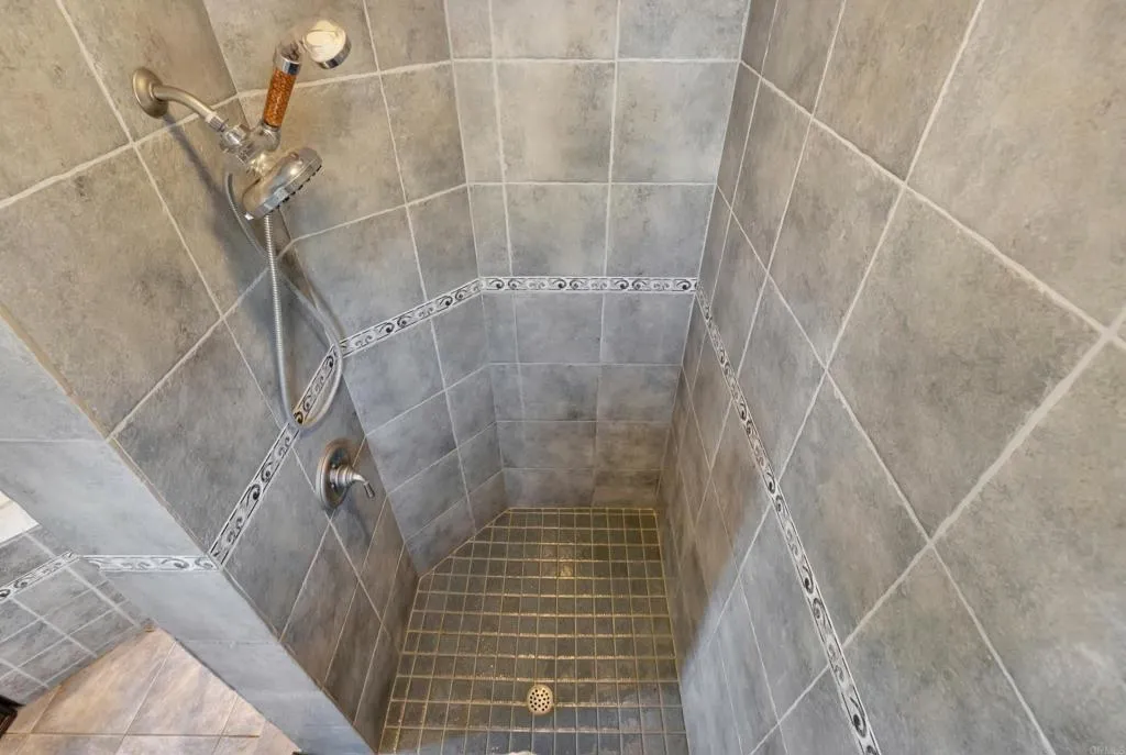 https://cdn.realtyfeed.com/cdn/127/306467281/cf53c69f22209a7880c9c6c347ecbcca.webp