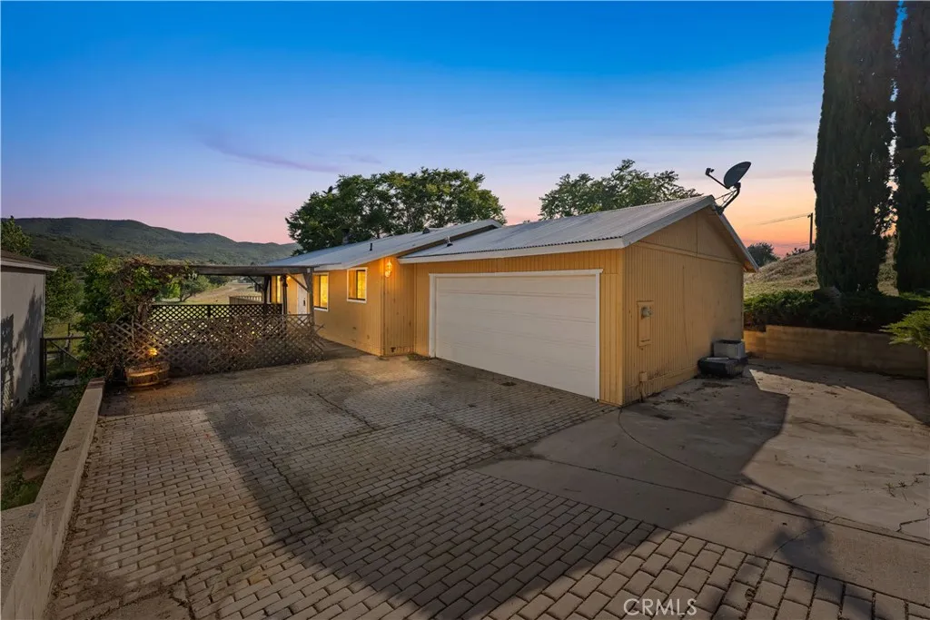 14526 Hardtree Drive, Lake Hughes, CA 93532 - Photo 3 of 52, Lake Hughes, CA