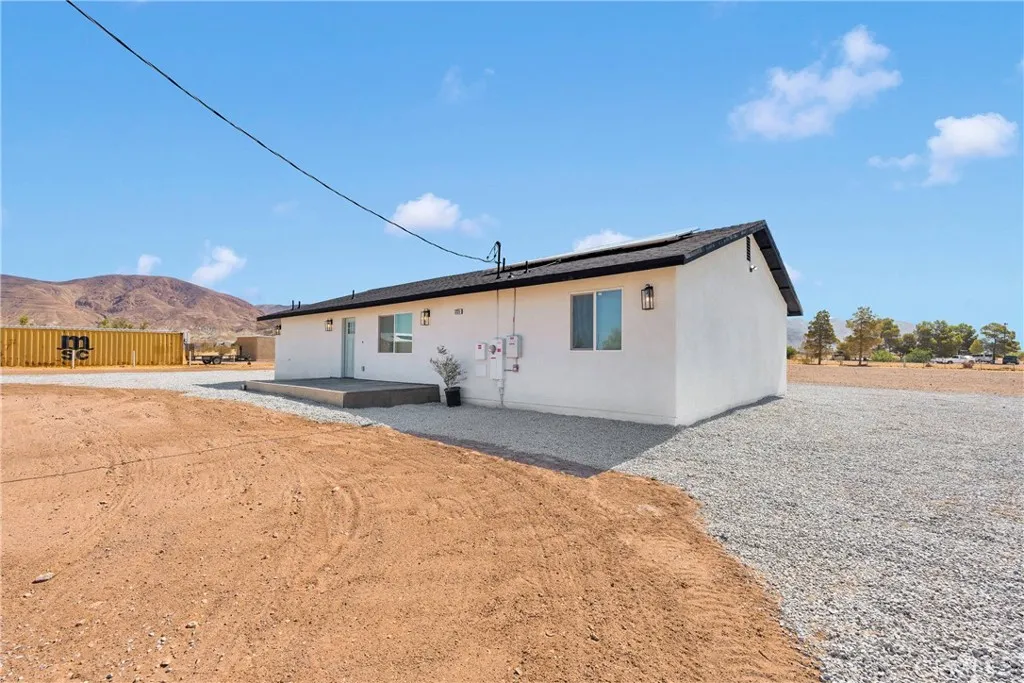 37325 Indian Avenue, Yermo, CA 92398 - Photo 3 of 47, Yermo, CA