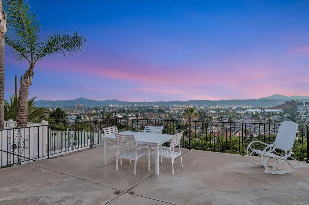 https://cdn.realtyfeed.com/cdn/127/306468005/0129075c75acae151df62fd64c981879.webp