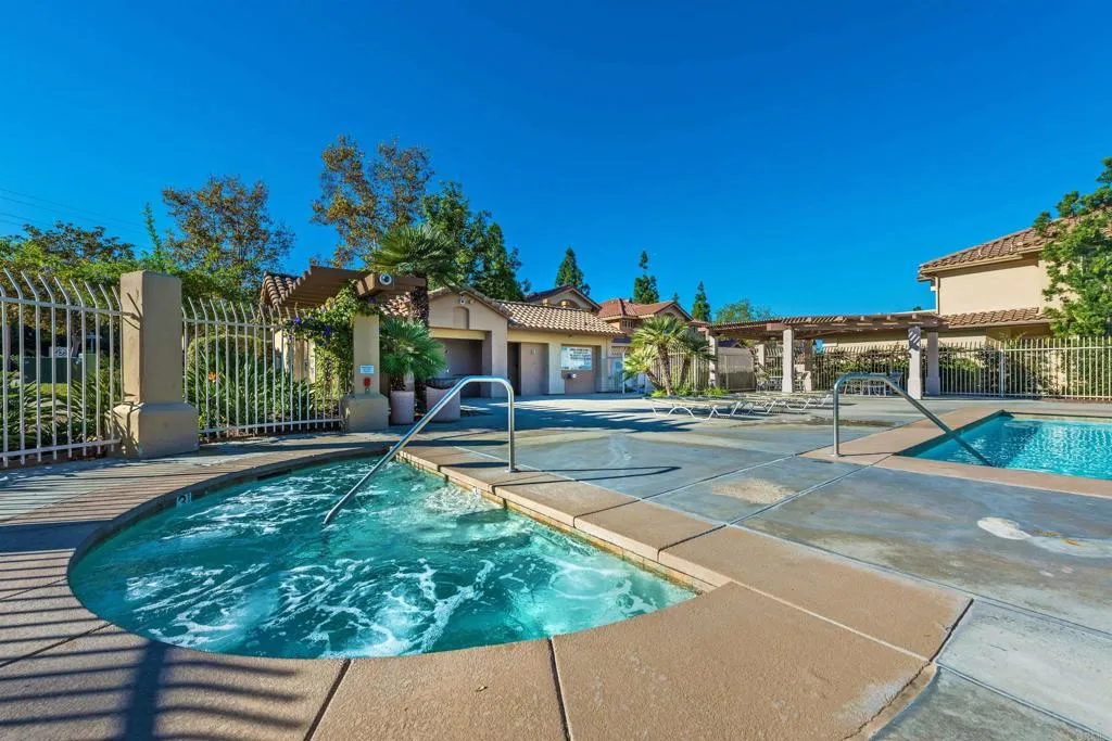 Photo #39: PTP2504481 Listing: Photo #39