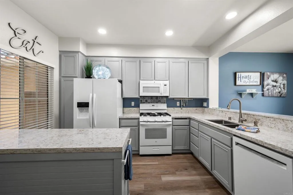 Photo #6: PTP2504481 Listing 