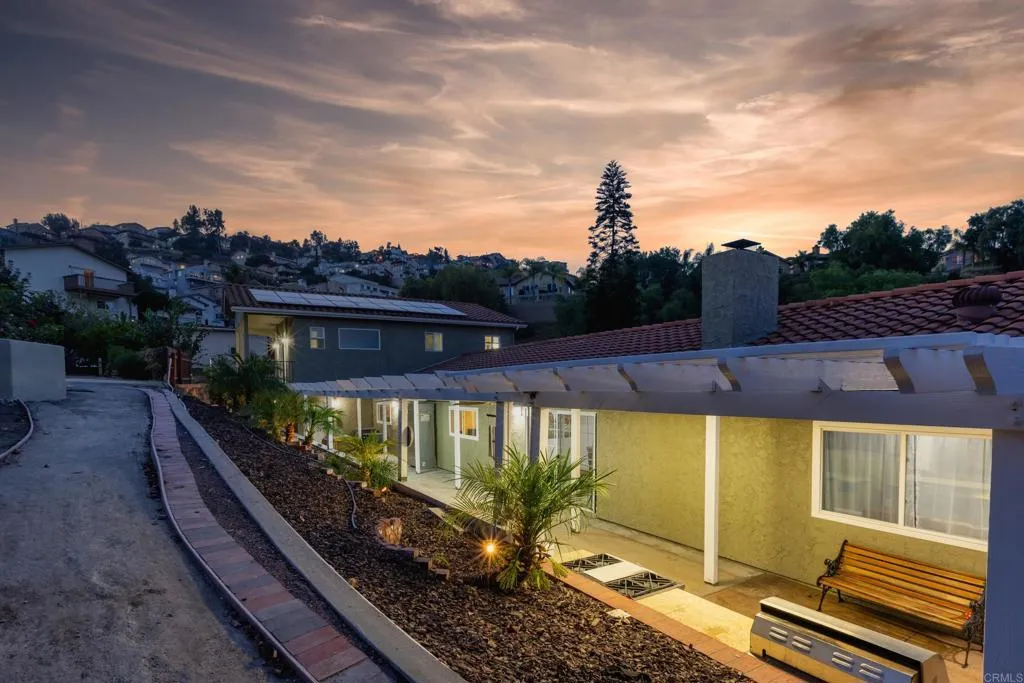 https://cdn.realtyfeed.com/cdn/127/306468073/30460b6eedb21bffb1d78a2e053163de.webp