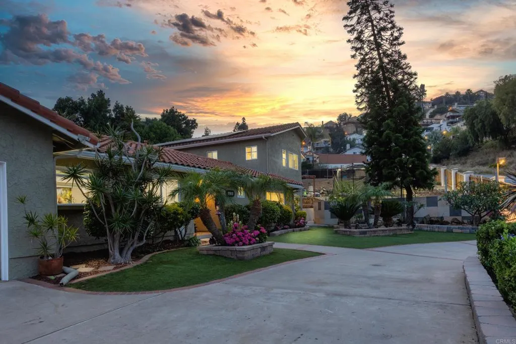 https://cdn.realtyfeed.com/cdn/127/306468073/4b0b05c26473742bcaa801369a28c41a.webp