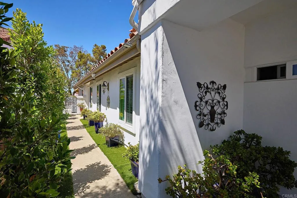 https://cdn.realtyfeed.com/cdn/127/306468341/a17e13841bd8b9f19d24844c135c4931.webp