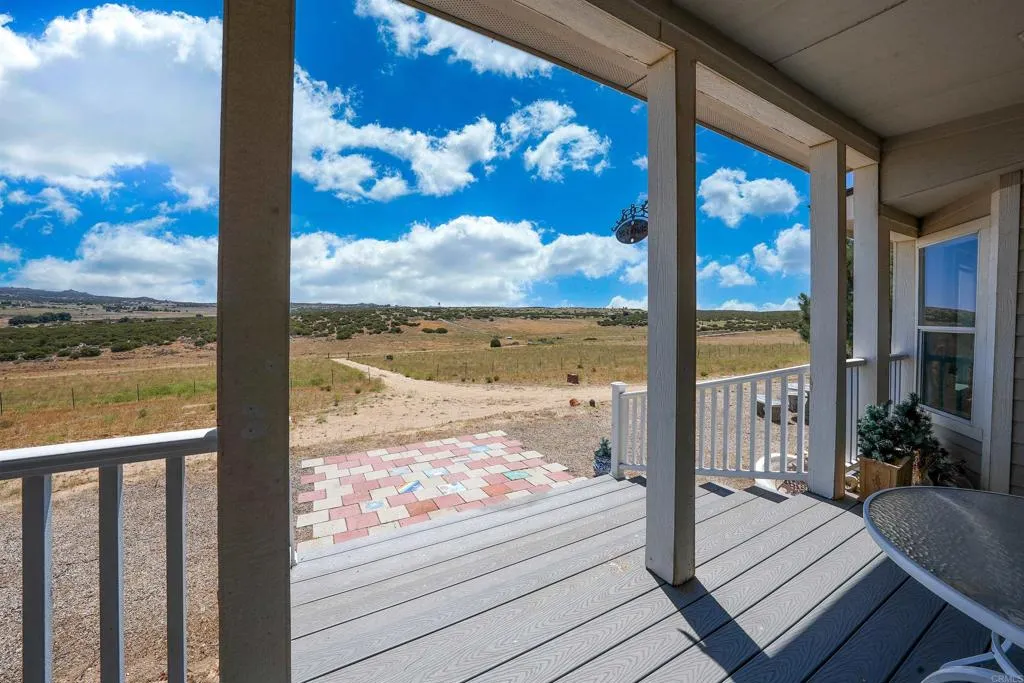 https://cdn.realtyfeed.com/cdn/127/306468350/4428fcbcbe1a7ee98c52f1966456153a.webp