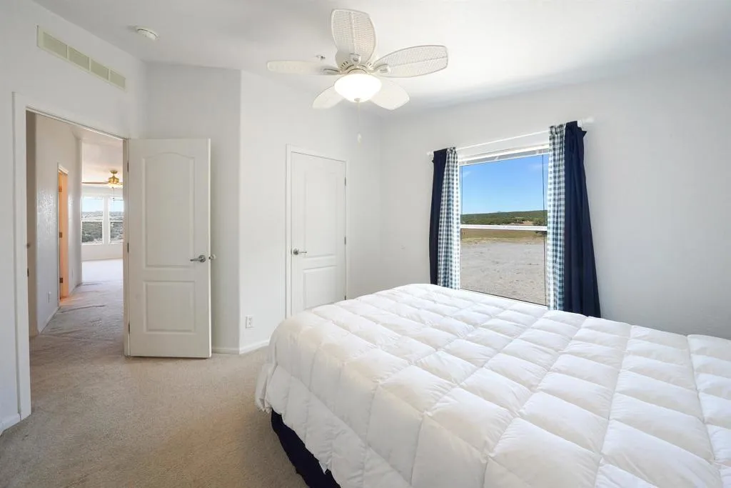 https://cdn.realtyfeed.com/cdn/127/306468350/4fe4d072de65613a035fb5be8e653b2f.webp