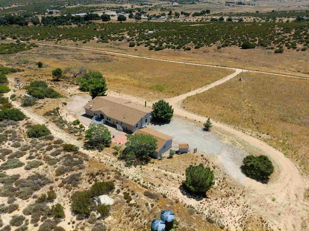 https://cdn.realtyfeed.com/cdn/127/306468350/7ce1e5ee349cc2fccd8b1d019349c38e.webp