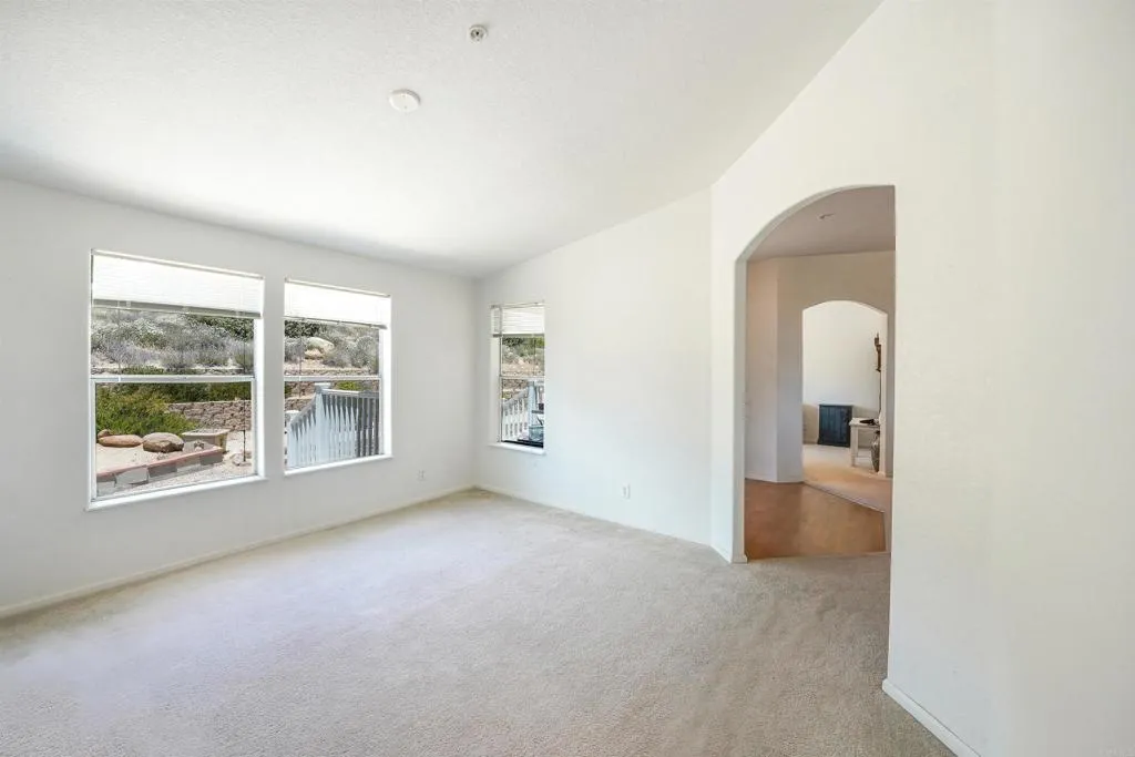 https://cdn.realtyfeed.com/cdn/127/306468350/a42c106ddc540da781ffe8291868993c.webp