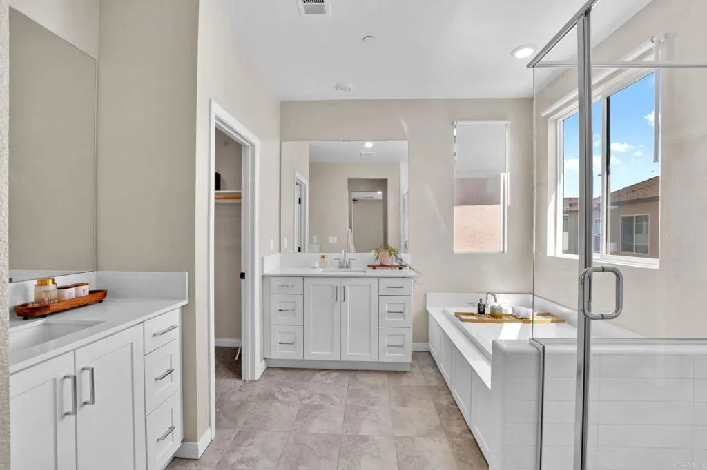 https://cdn.realtyfeed.com/cdn/127/306468404/28d3fc737c9911643379ac7c774abd0d.webp