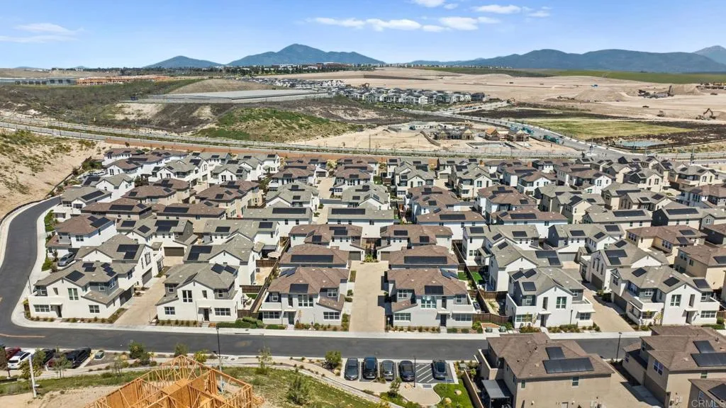 https://cdn.realtyfeed.com/cdn/127/306468404/3a26f0115a1d81866e60f3b6addd3a49.webp