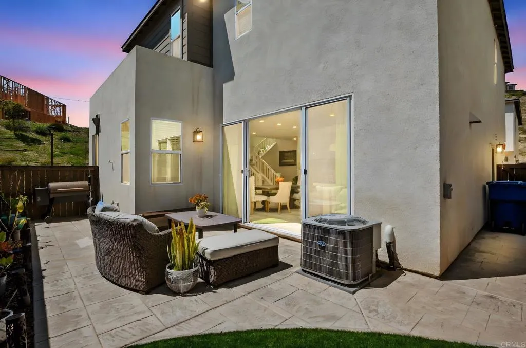 https://cdn.realtyfeed.com/cdn/127/306468404/9d66be764426a4bf6bd36022073875af.webp