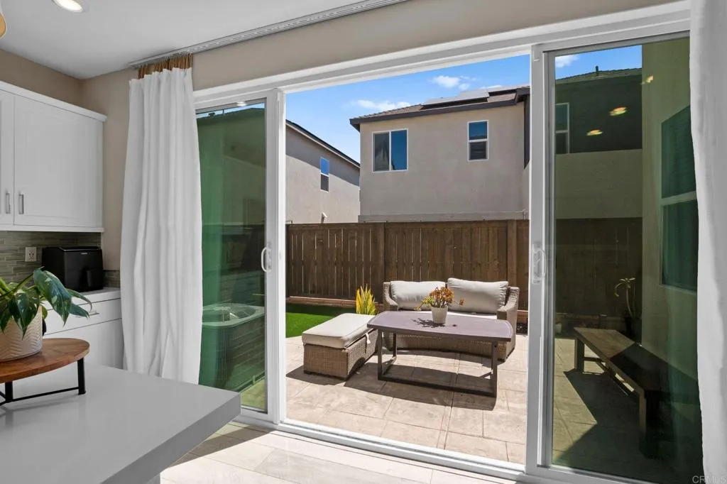 https://cdn.realtyfeed.com/cdn/127/306468404/ca14722f46f3d0975dfae82473e772a2.webp