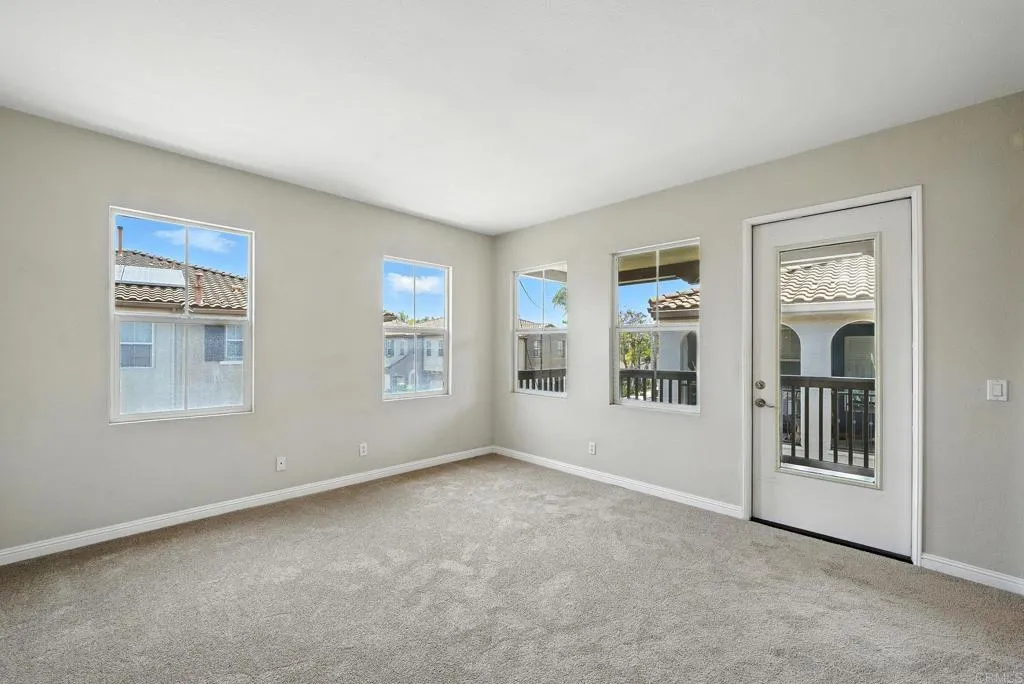 https://cdn.realtyfeed.com/cdn/127/306468498/0f94b2da94e33848e8a4372d22da45ef.webp