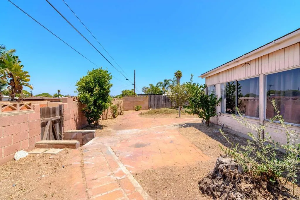 https://cdn.realtyfeed.com/cdn/127/306468595/cc54bbbed3c09a405e6be4d1abb265e0.webp