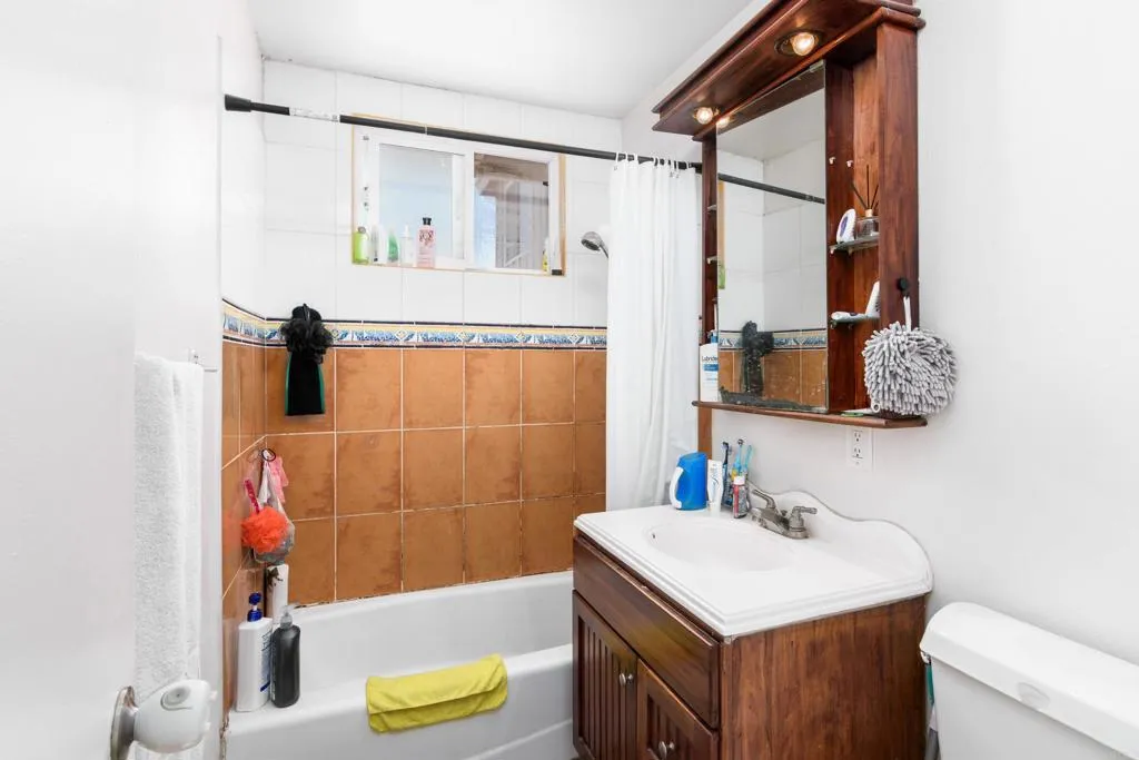 https://cdn.realtyfeed.com/cdn/127/306468595/cce6a4be5b205a4aa18ca884bc61618f.webp