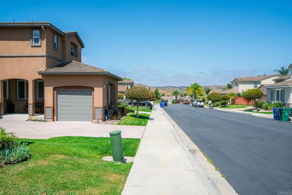 https://cdn.realtyfeed.com/cdn/127/306468619/8635c812b6ee25e6bdeb37dfa12e60c3.webp