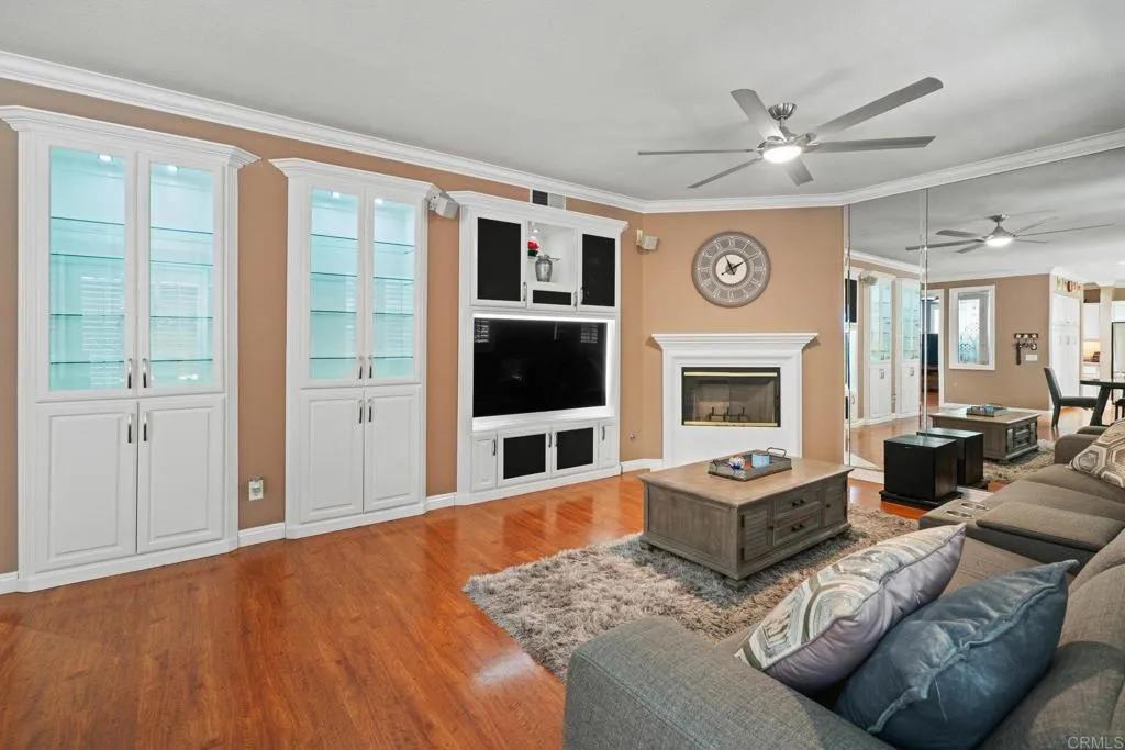 https://cdn.realtyfeed.com/cdn/127/306468619/b8e0f3b8762f9f5a1a8d81f35bc80c71.webp