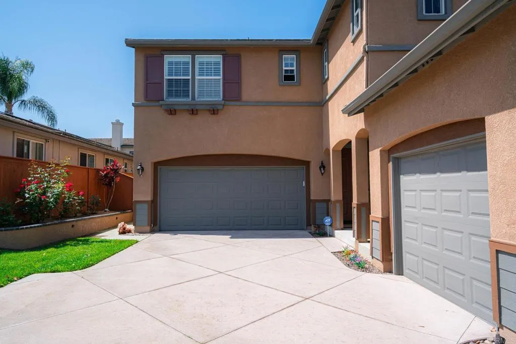 https://cdn.realtyfeed.com/cdn/127/306468619/e74943f34c5c1d775c2b947673f2077b.webp