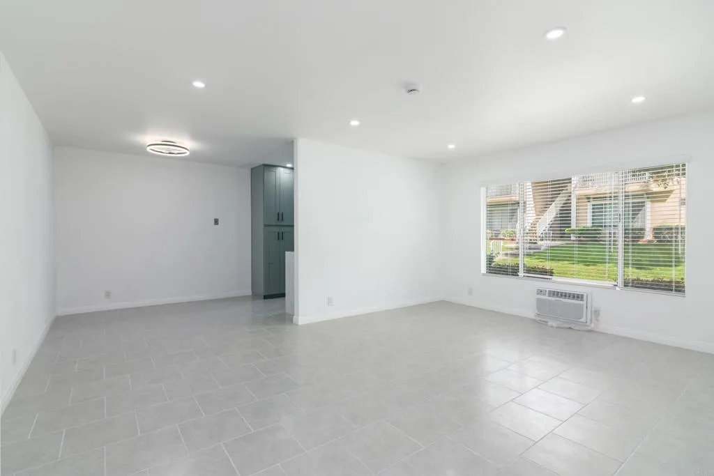 https://cdn.realtyfeed.com/cdn/127/306468659/173bca4e7cbdb8eb6266e228768b6d9b.webp