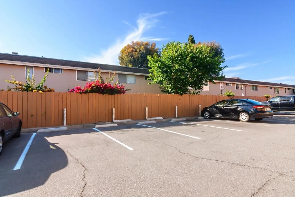 https://cdn.realtyfeed.com/cdn/127/306468659/acd2b7f27cf6492d60f439a29bfe8df8.webp