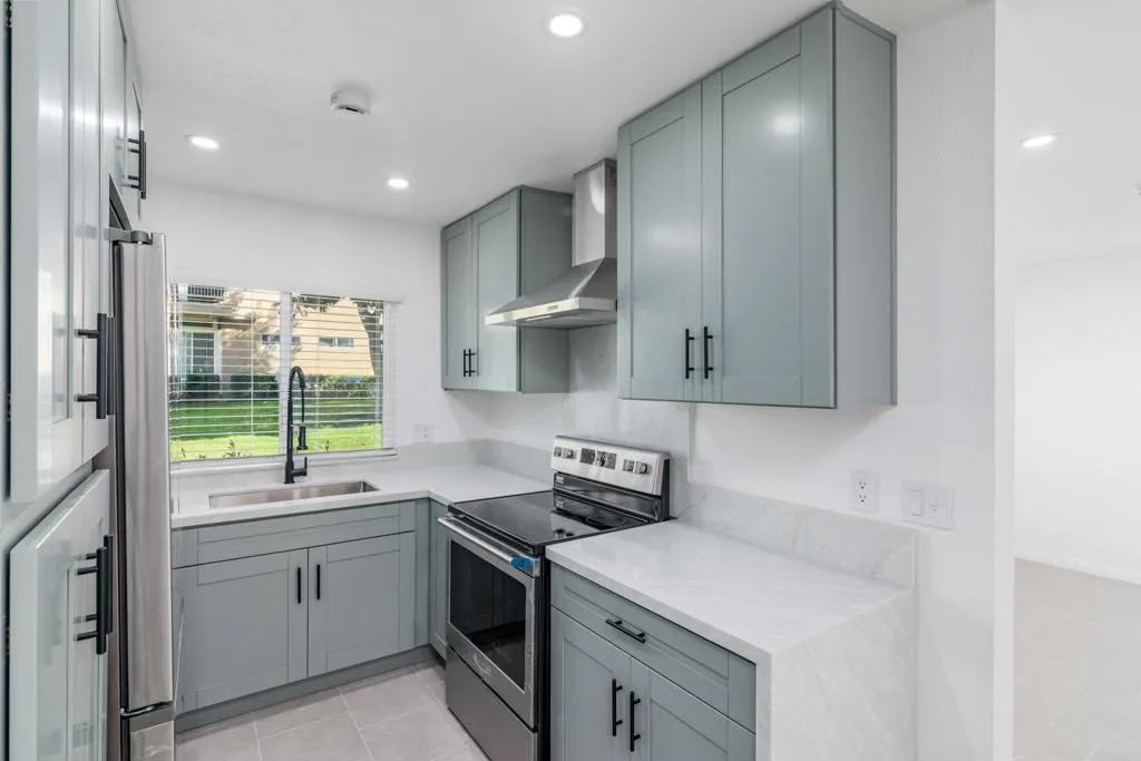 https://cdn.realtyfeed.com/cdn/127/306468659/f16c2a40ef7a6e6b373b774e5f2306cc.webp