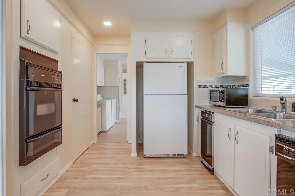 https://cdn.realtyfeed.com/cdn/127/306468998/46200ff2372b3ef51a455a8b890a6e65.webp