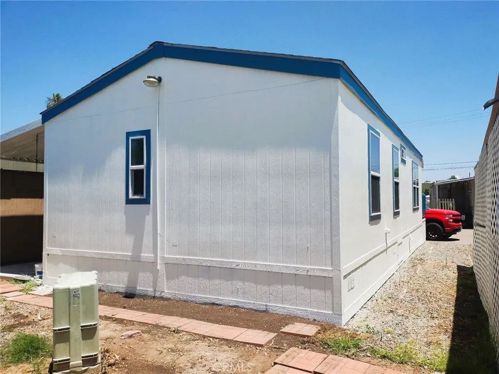https://cdn.realtyfeed.com/cdn/127/306469015/da04ec2f0e403498d92b2bc3e0f3ade4.webp