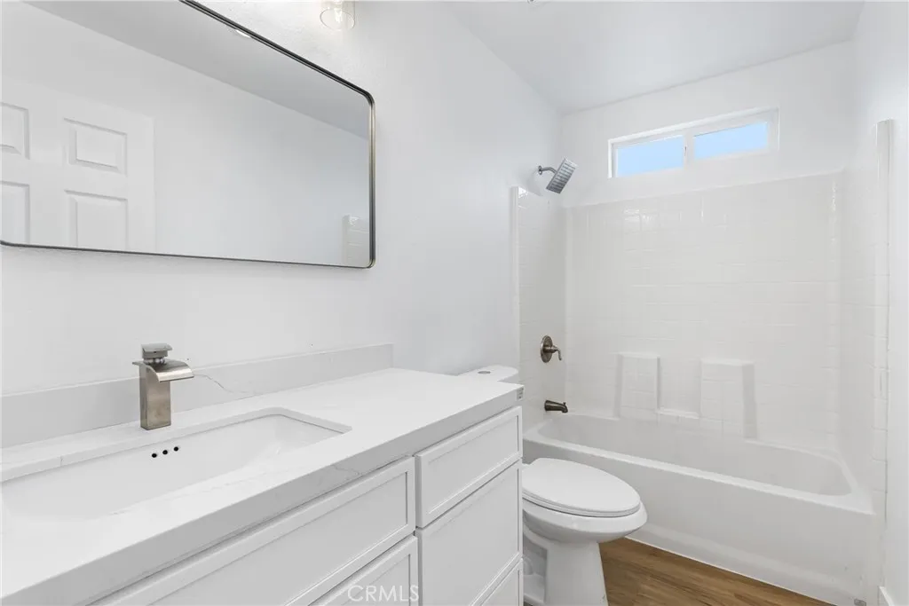 https://cdn.realtyfeed.com/cdn/127/306469015/f6f499f7a53678392b57fe6543ae2e25.webp