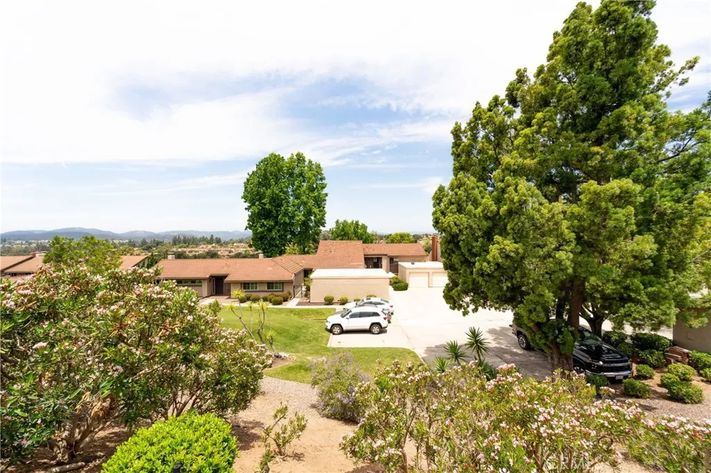 Photo #38: SW25122710 Listing: Photo #38
