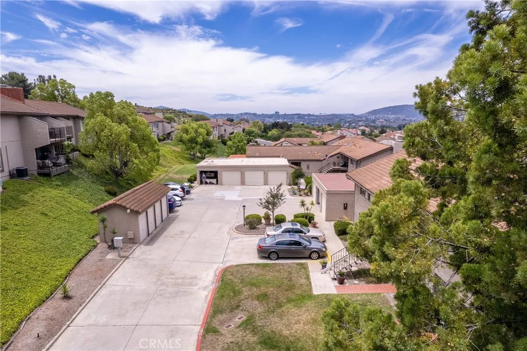 Photo #27: SW25122710 Listing: Photo #27