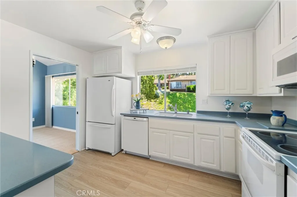 Photo #10: SW25122710 Listing: Photo #10
