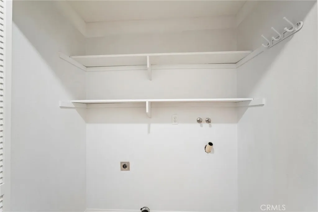 https://cdn.realtyfeed.com/cdn/127/306469042/f1508bc0a7d6439b5a5db2c5762fd5fe.webp