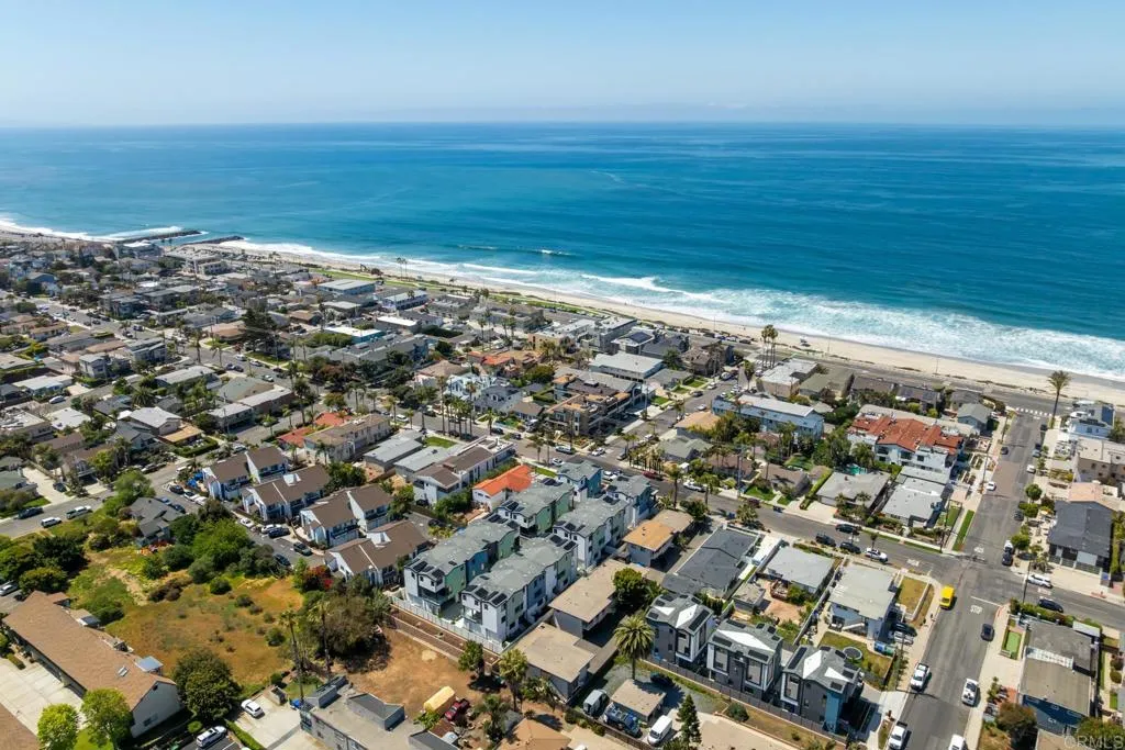 https://cdn.realtyfeed.com/cdn/127/306469095/7b35ba322a9050175d77806862c99ded.webp