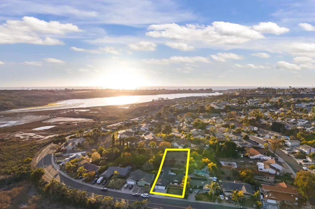 https://cdn.realtyfeed.com/cdn/127/306469159/1389ece5bdde84f950873516471c37b0.webp