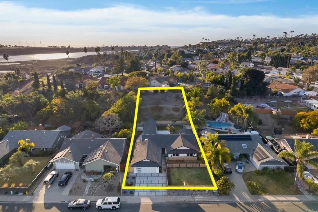 https://cdn.realtyfeed.com/cdn/127/306469159/9dd8f79b7e5faa6d04c00aecbeb39f04.webp
