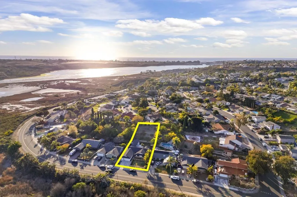 https://cdn.realtyfeed.com/cdn/127/306469159/a8a20c9160267546358227e99d222b2b.webp