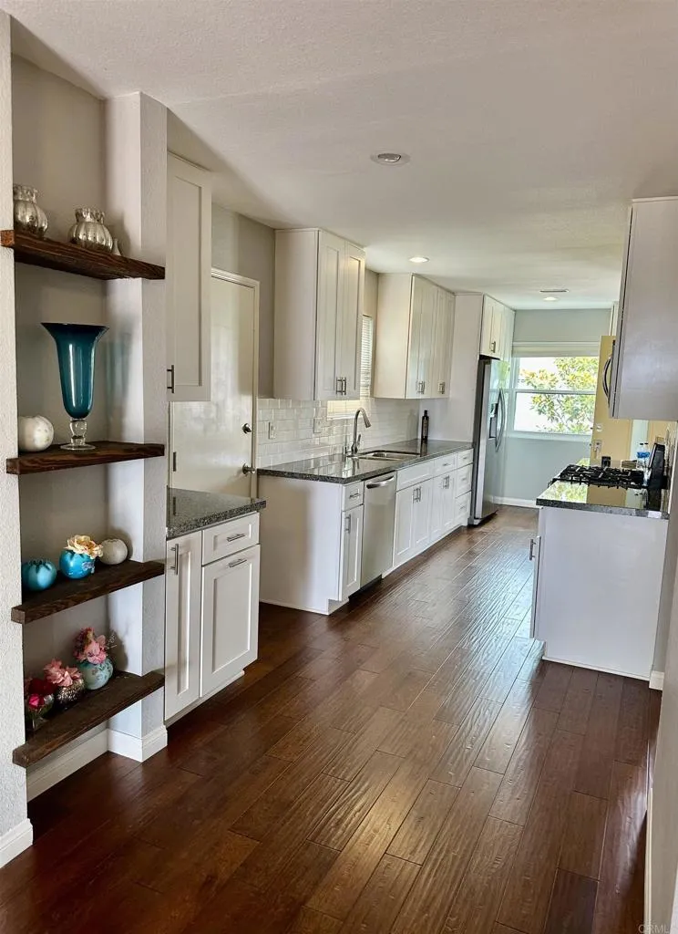 https://cdn.realtyfeed.com/cdn/127/306469355/b41cb3f6bc61ff89bd0444510617f09b.webp