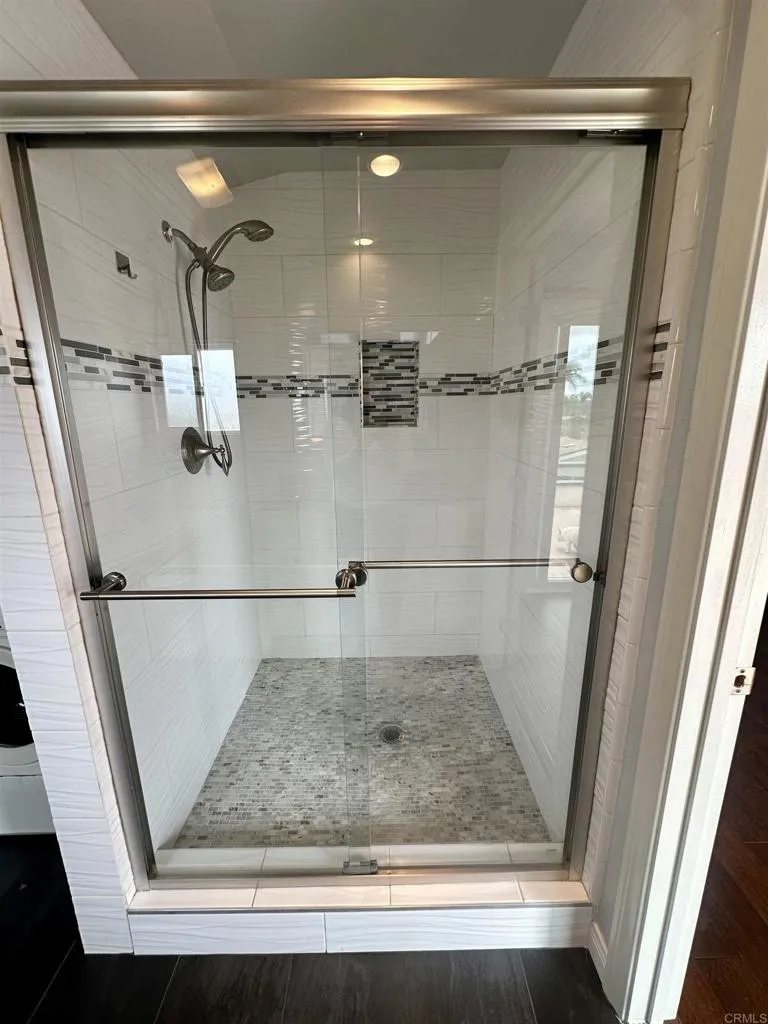 https://cdn.realtyfeed.com/cdn/127/306469355/be56d8ceba627bcb0408dbb0e8fdae9a.webp