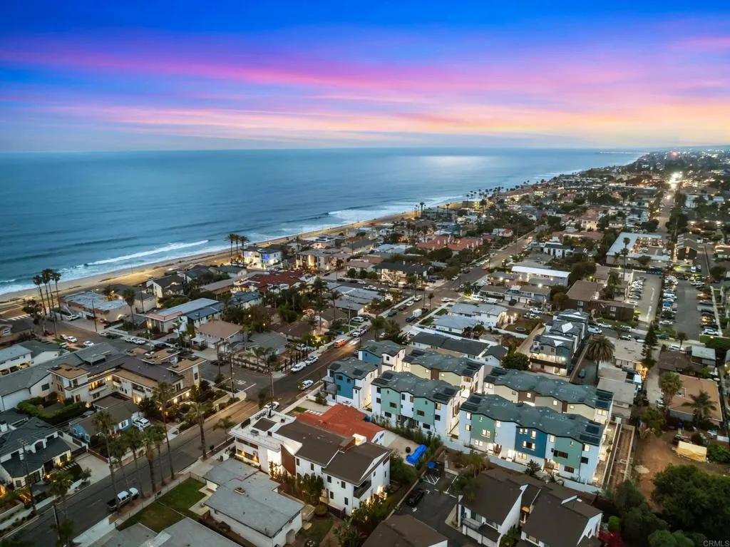 https://cdn.realtyfeed.com/cdn/127/306469362/7c3f7b4c3782a621a7b513865ad812d7.webp