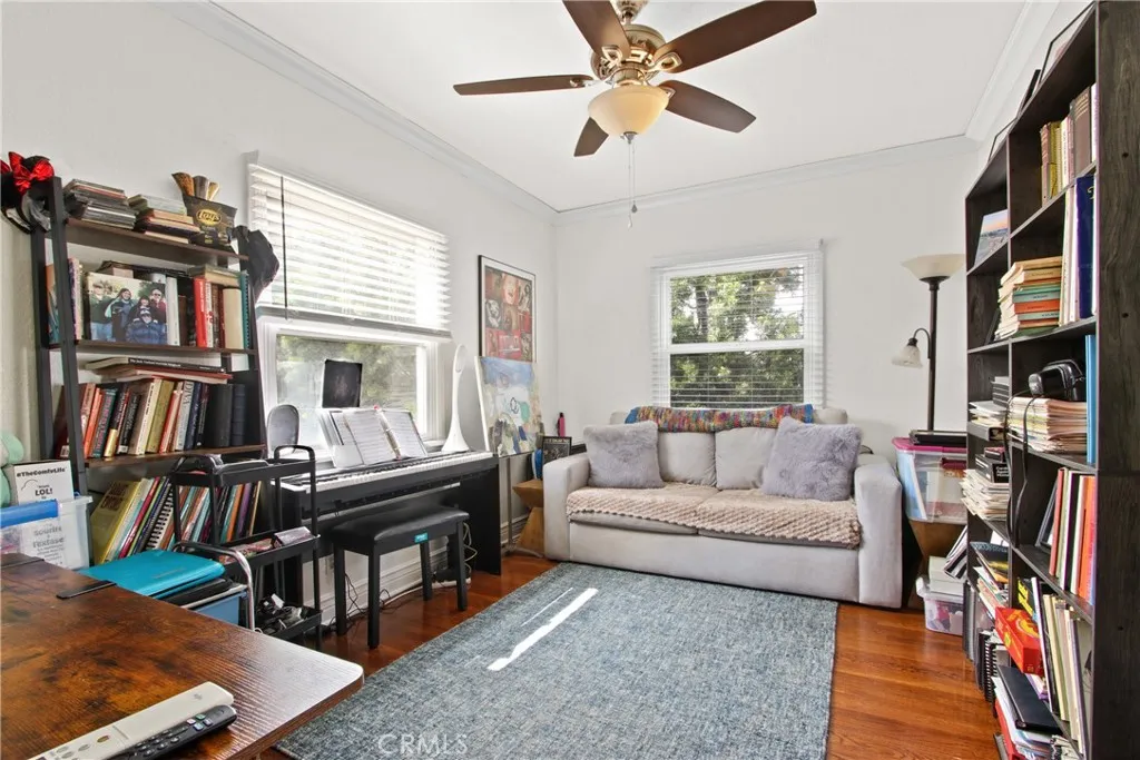 1048 S Hudson Avenue, Lake Los Angeles, CA 90019 - Photo 5 of 13, Lake Los Angeles, CA