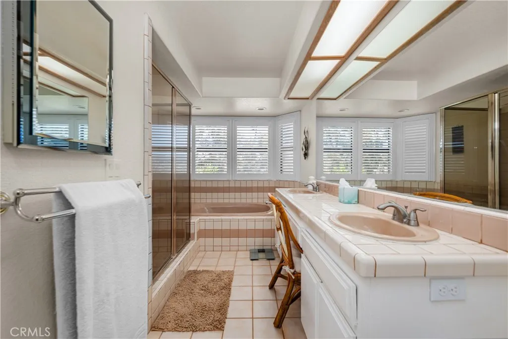 https://cdn.realtyfeed.com/cdn/127/306469416/7a7620f3bf9e58d9c5555d946bfcfeca.webp