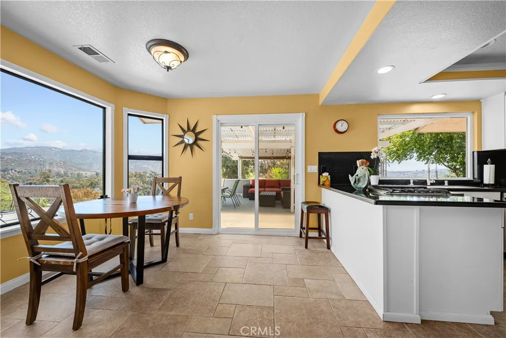 https://cdn.realtyfeed.com/cdn/127/306469416/b7974c219634bce23e075d7dcb5f16b6.webp